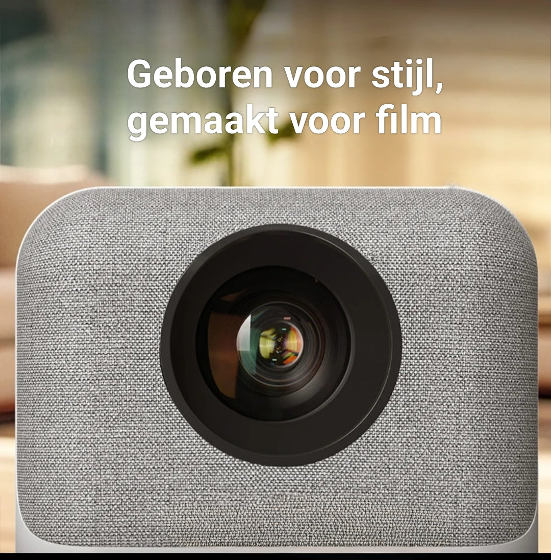 Moderne stijlvolle beamer in woonkamer, perfect voor het kijken van films in hoge kwaliteit
